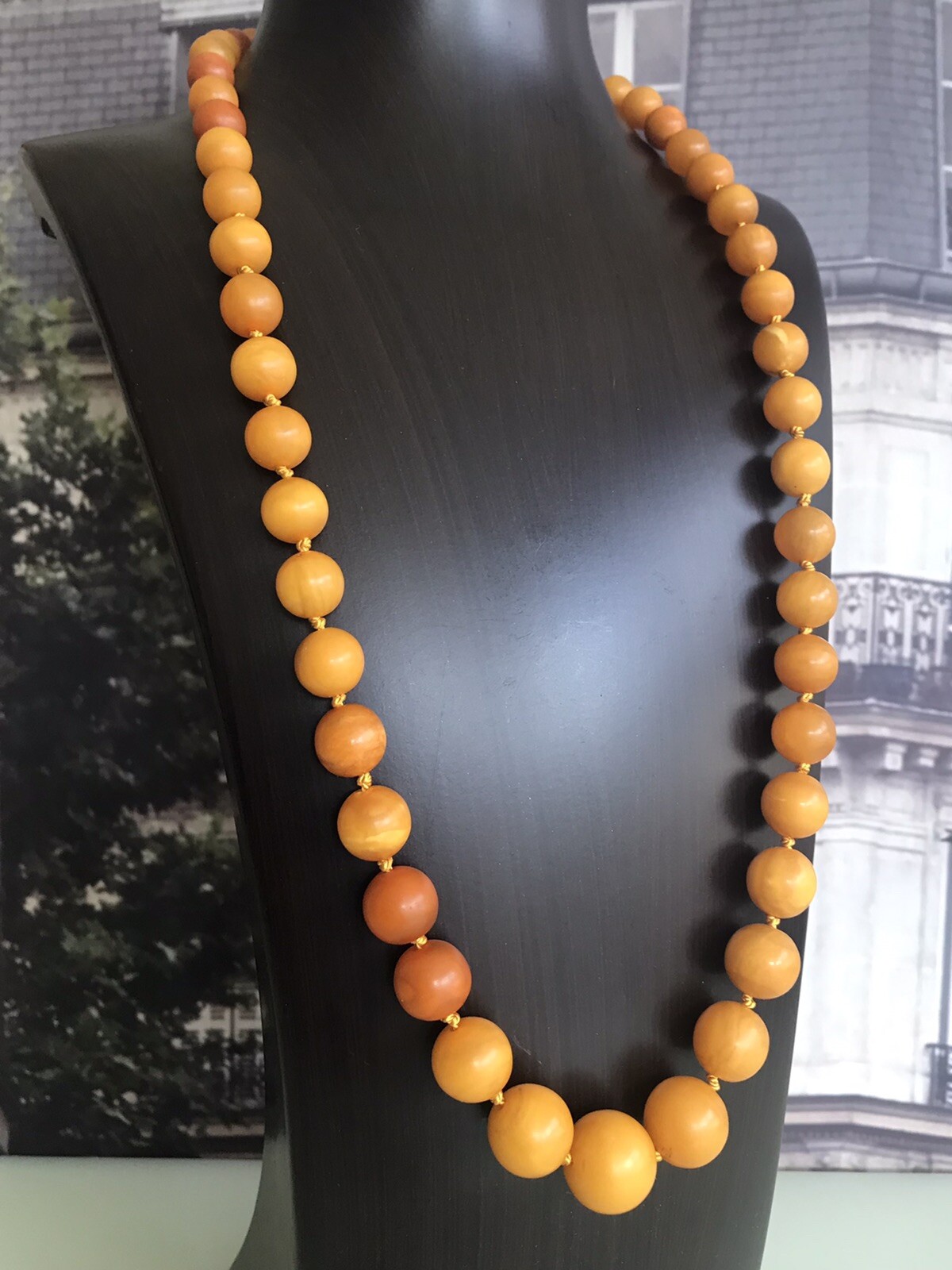 VINTAGE NATURAL BALTIC EGG YOLK BUTTERSCOTCH AMBER NECKLACE BEAUTIFUL SPHERE 55g