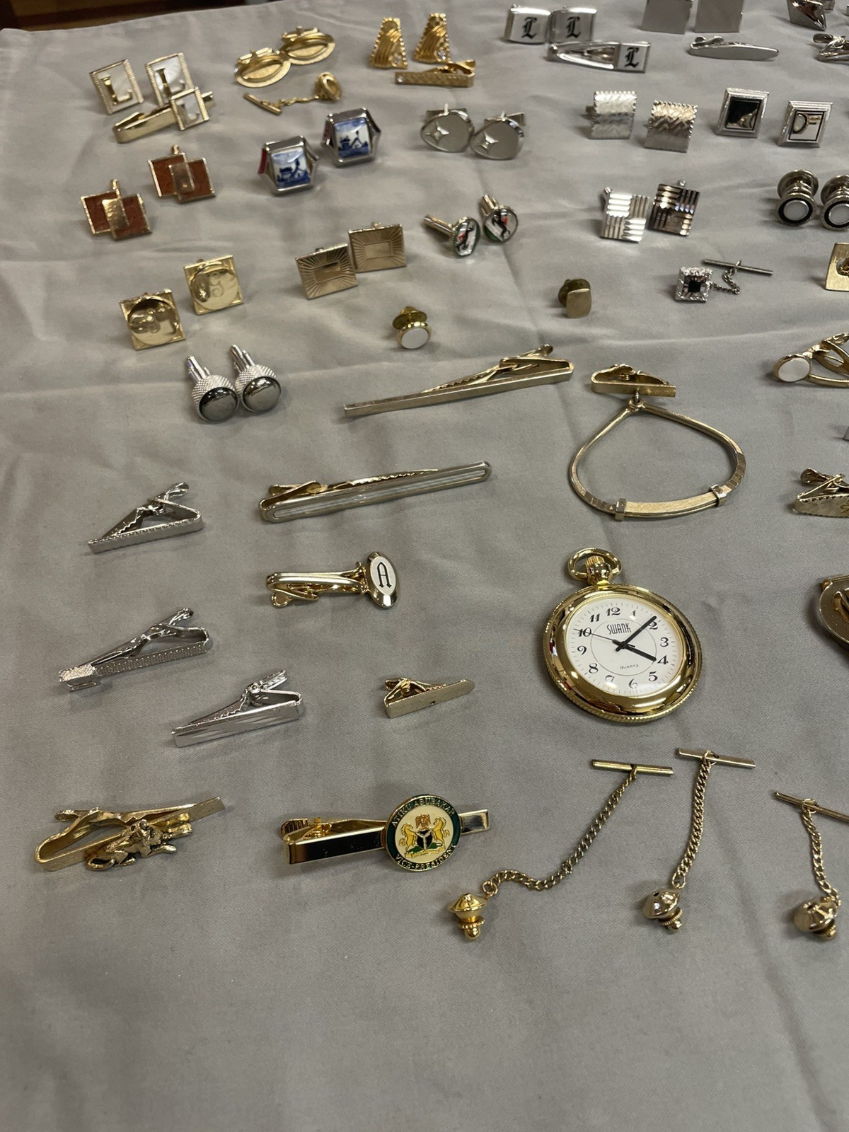 Mens LOT Over 50pcs Cufflinks, Tie Bars & Tacks, Hickok, Swank, Anson And More!