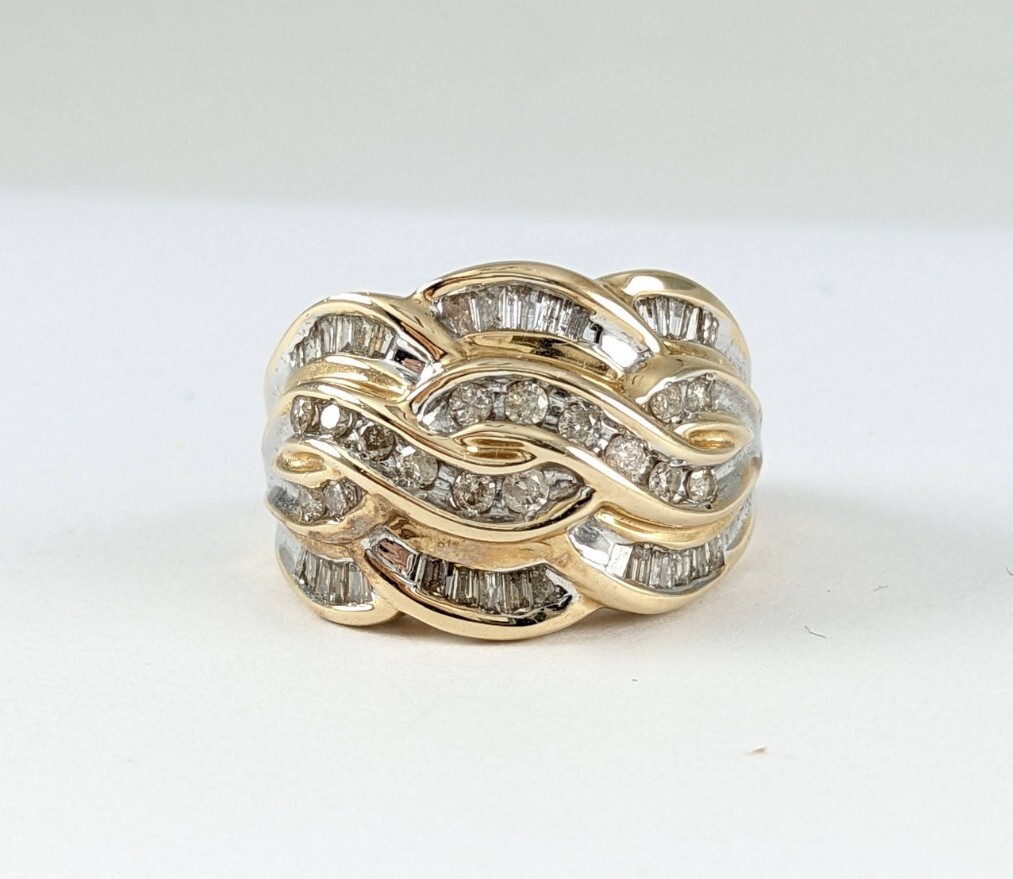 10K Yellow Gold Designer ODI Diamond Braided Ribbon Domed Cocktail Ring 7.71gm