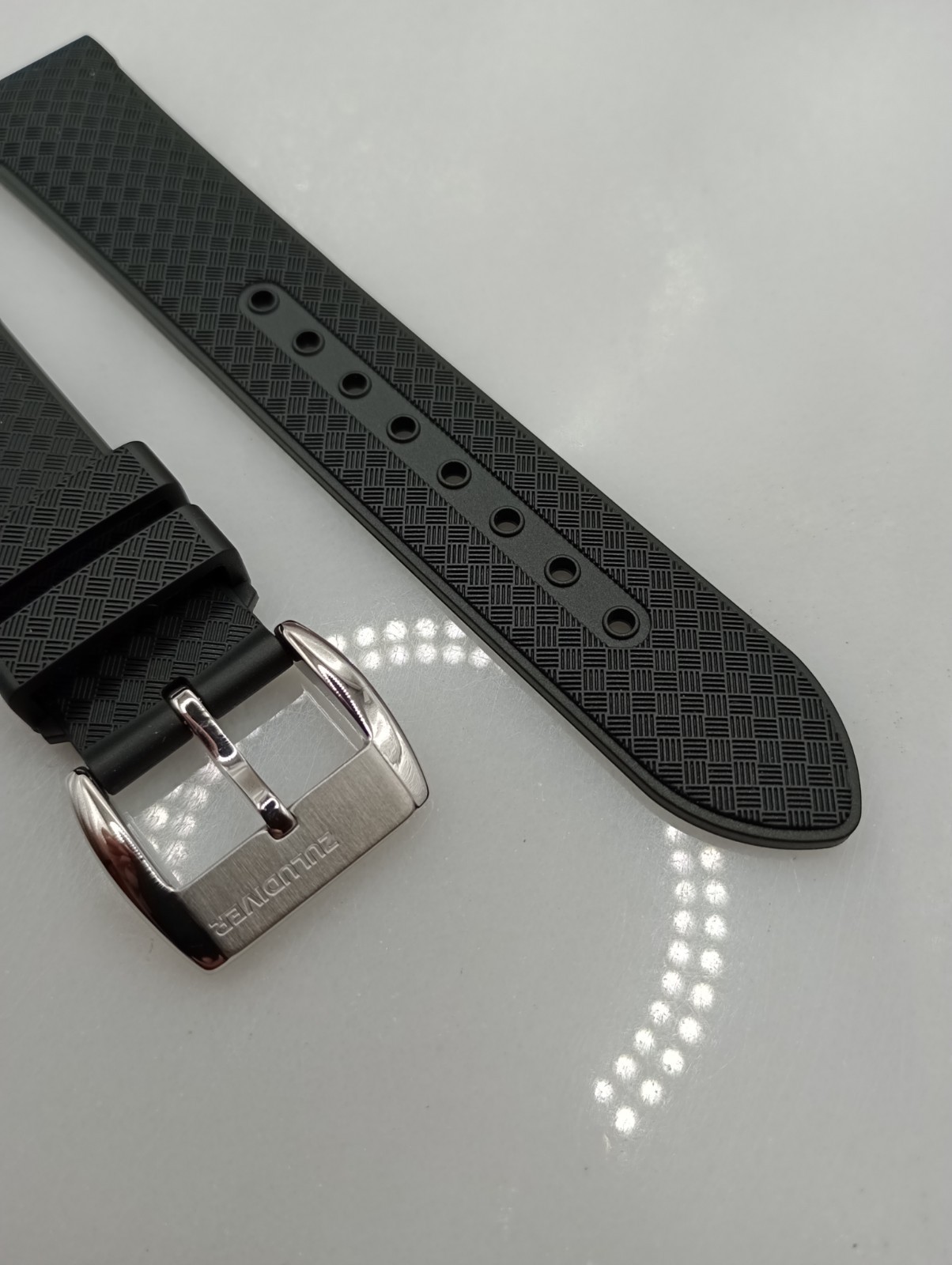 New 20mm Watchgecko Zuludiver HNBR Rubber Watch Strap Black Quick Release 6B360