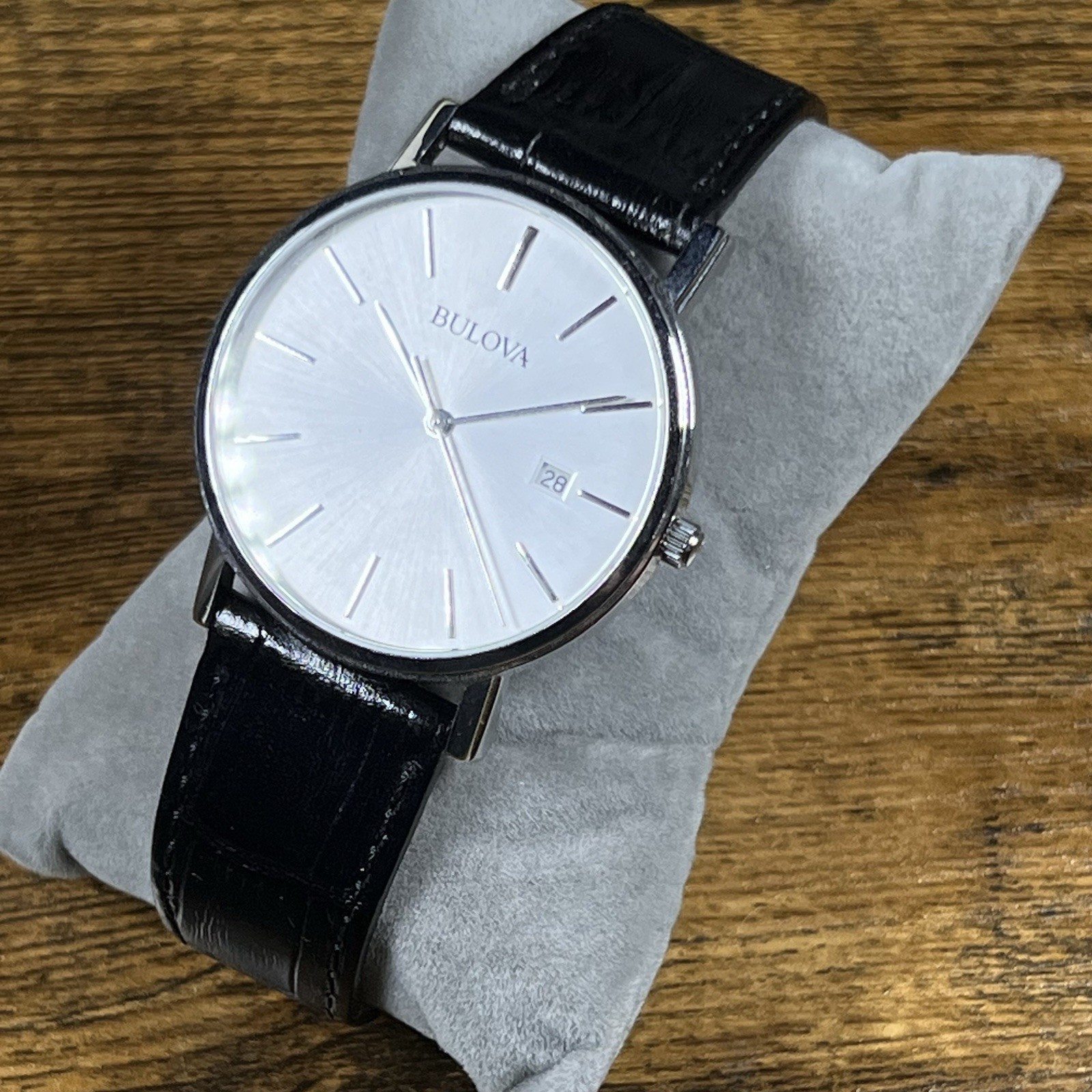 Bulova 96B104 Silver Men’s Dress Formal Classic Watch Leather Strap Bracelet