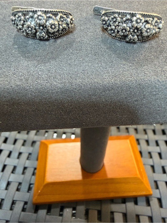 Sterling Silver Floral Hoop Earrings 925 Oxidized Flower Leverback Vintage 3MB