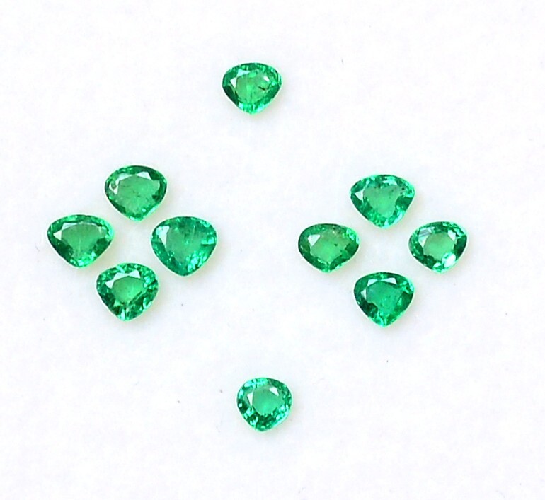 2.50 To 3×3 mm Natural Emerald Heart Shape Lot 11 Pcs 0.70 CTS Loose Gemstones