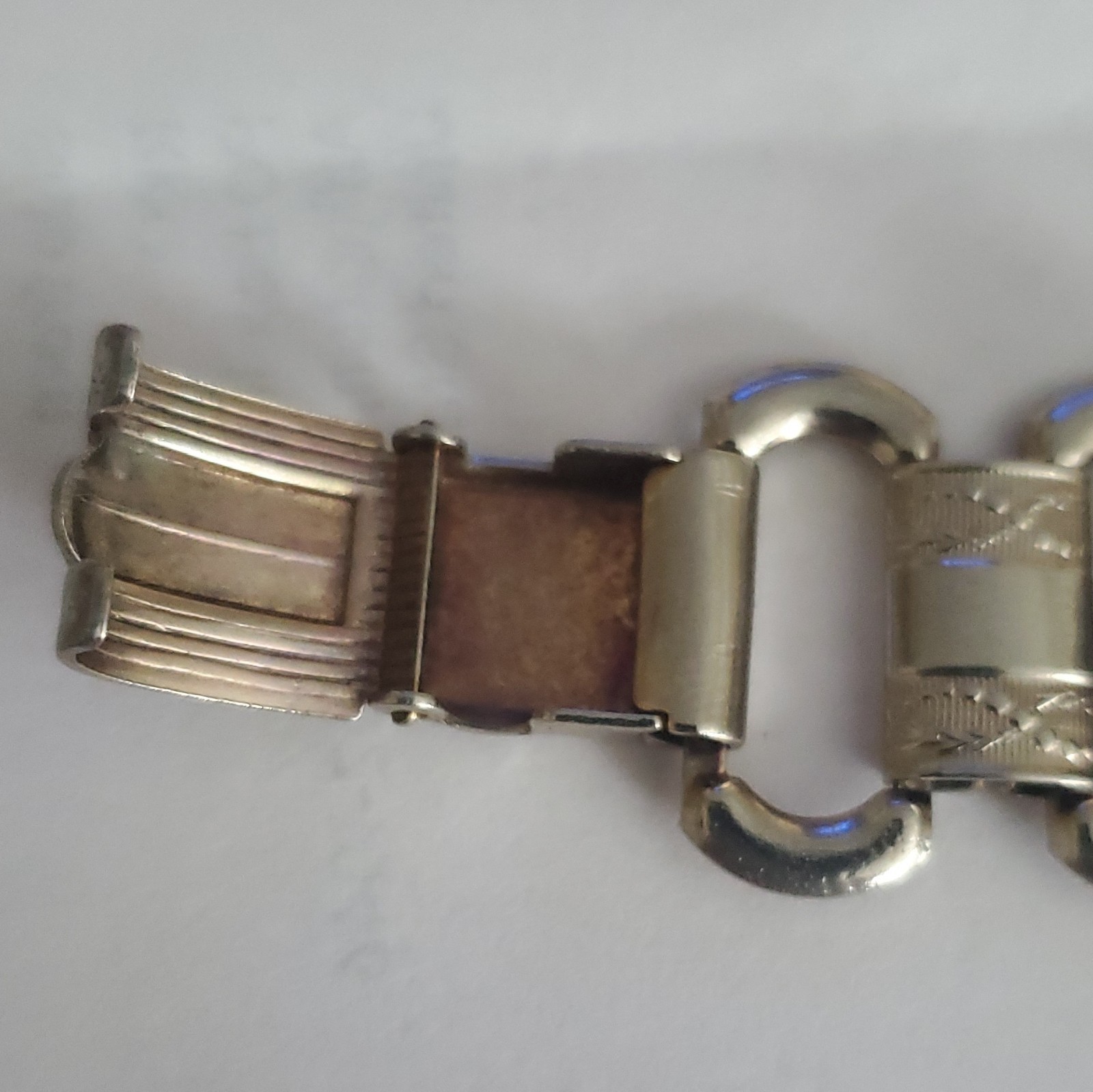 Silver-Tone Link Chain Bracelet w/ Purple Oval Crystal Stations, Foldover Clasp