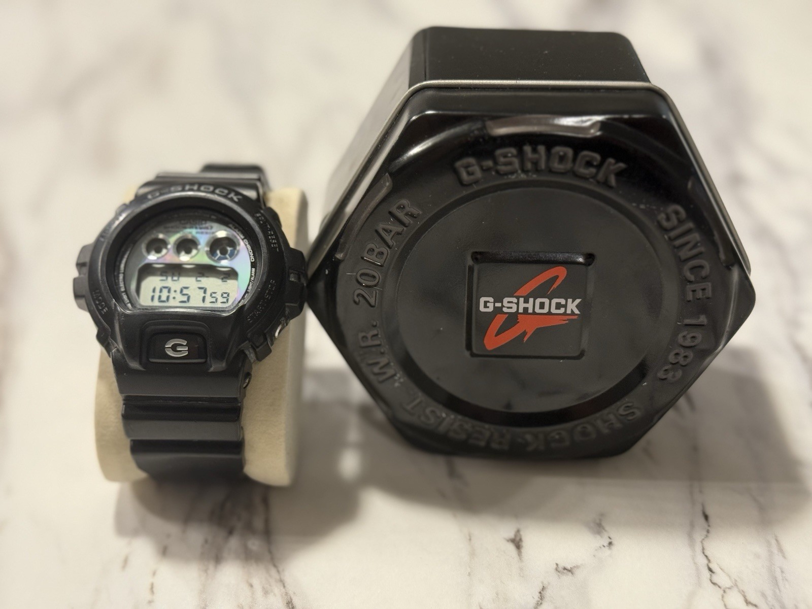 Casio G-Shock Black DW-6900 Black/Silver