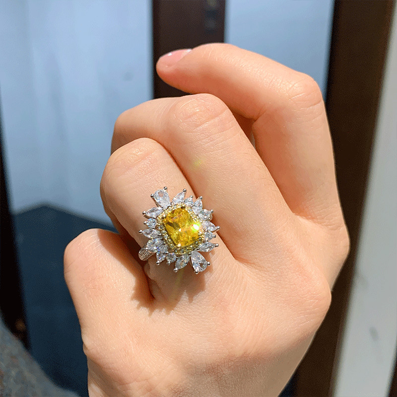 Fancy-Color Pink and Yellow 6×8 mm / 0.24×0.32 in Zircon Ring