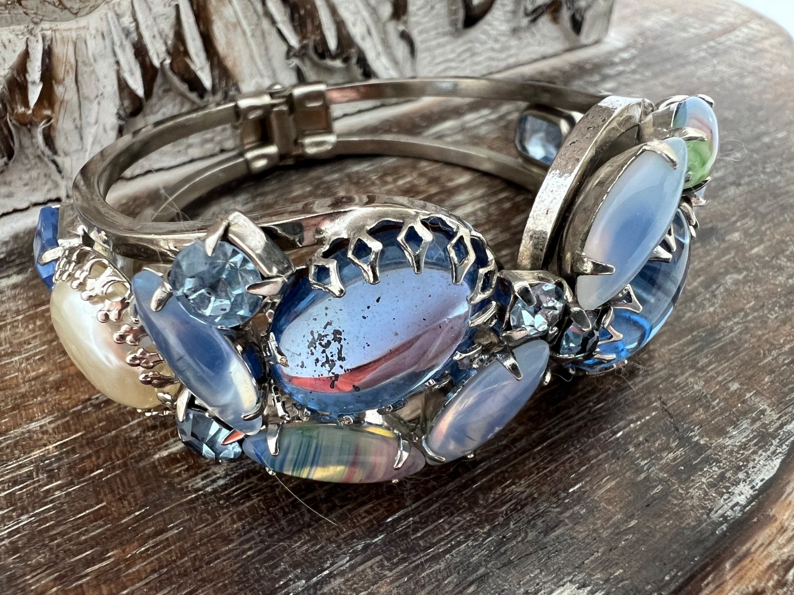 A132 Vintage Juliana Blue Glass Givre Cabochon Pearl Silve Clamper Bracelet