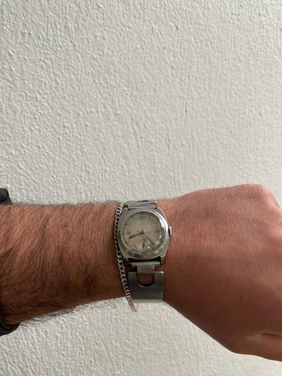 Rare 1930s Men’s Omega 15 Jewels Swiss Made Mechanical Cushion 30mm Watch