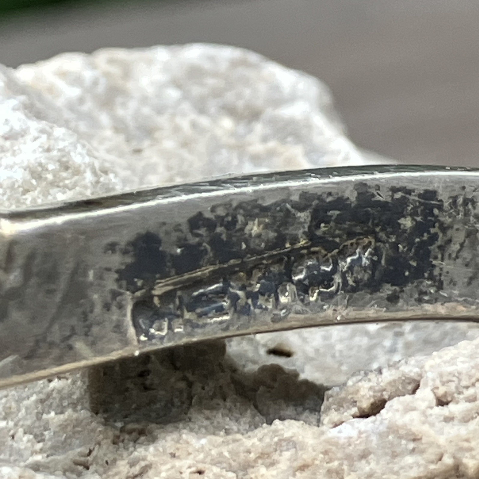 Vintage Mexico 925 Sterling Silver Turquoise Inlay 7 3/4” Hinged Bangle Bracelet