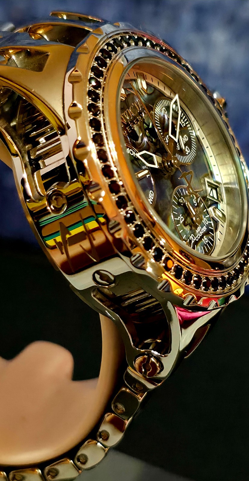 Invicta Swiss Reserve Subaqua Noma Spec. 4.14 CTW Blk Spinel Abalone Steel Watch