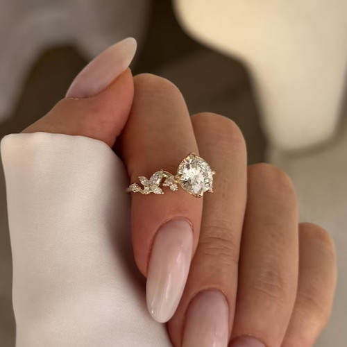 Lab Grown Diamond 2.80Ct Round-Cut Solitaire Engagement Ring VS1 14k Yellow Gold