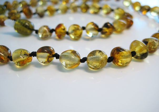 Genuine Green Amber Baltic Amber Necklace 15 inches !!!
