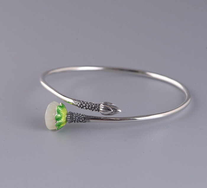 I05 Bangle Silver 925 with Lotus Flower Bud White Jade Cloisonne Green