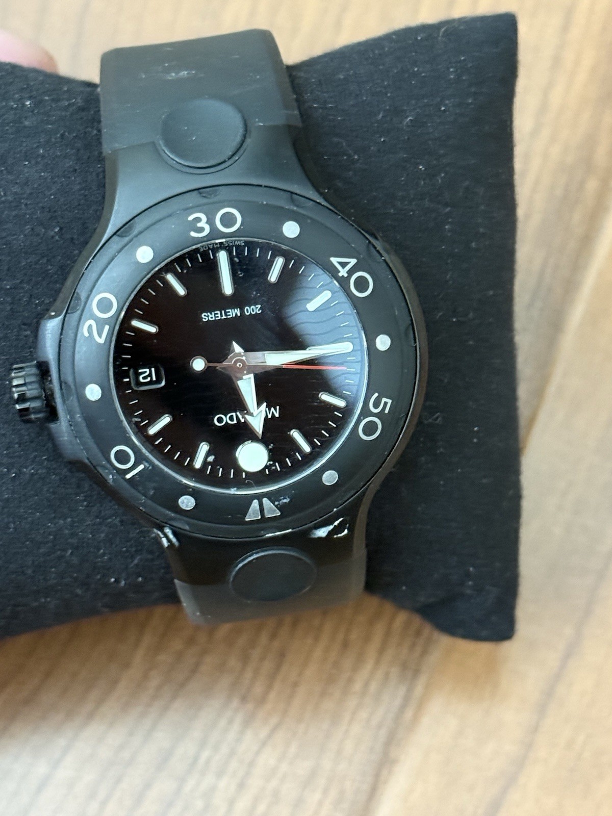 Movado Series 800 Divers Quartz Watch 28mm 9030215 – Rare Movado