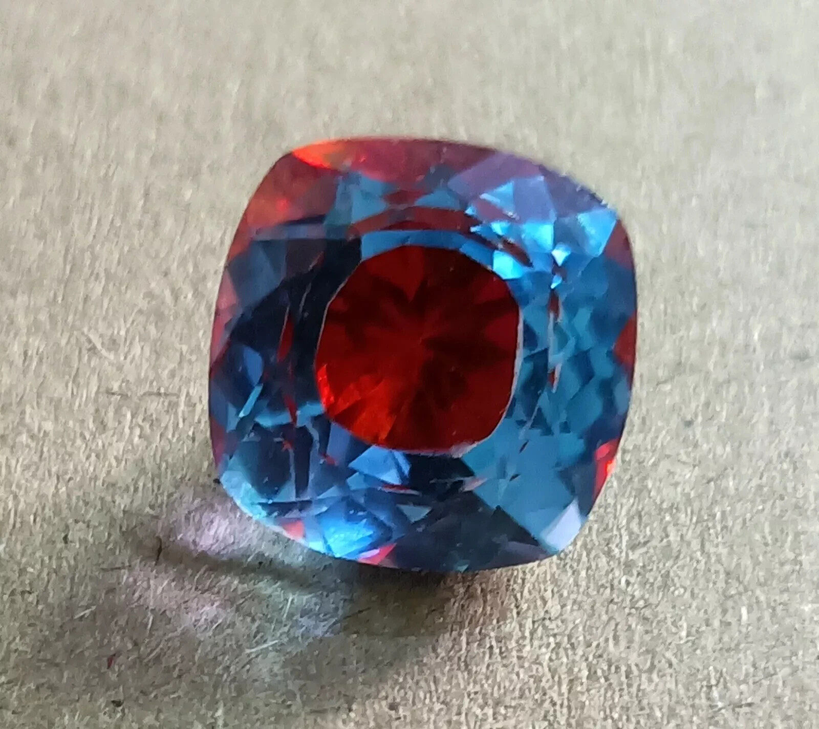 9.5 Ct A++ NATURAL Ceylon PITAMBARI Sapphire Bi-Color Certified Cushion GEMSTONE