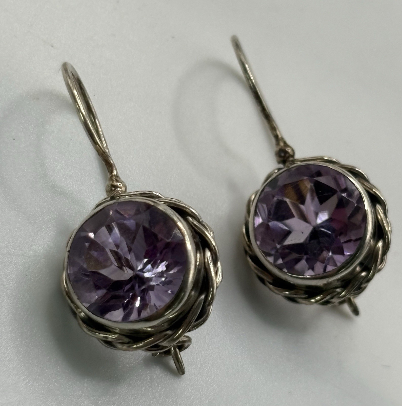 Sterling Silver 10.9mm Amethyst Hook Closure Drop Earrings Woven Frame 5g – 1”