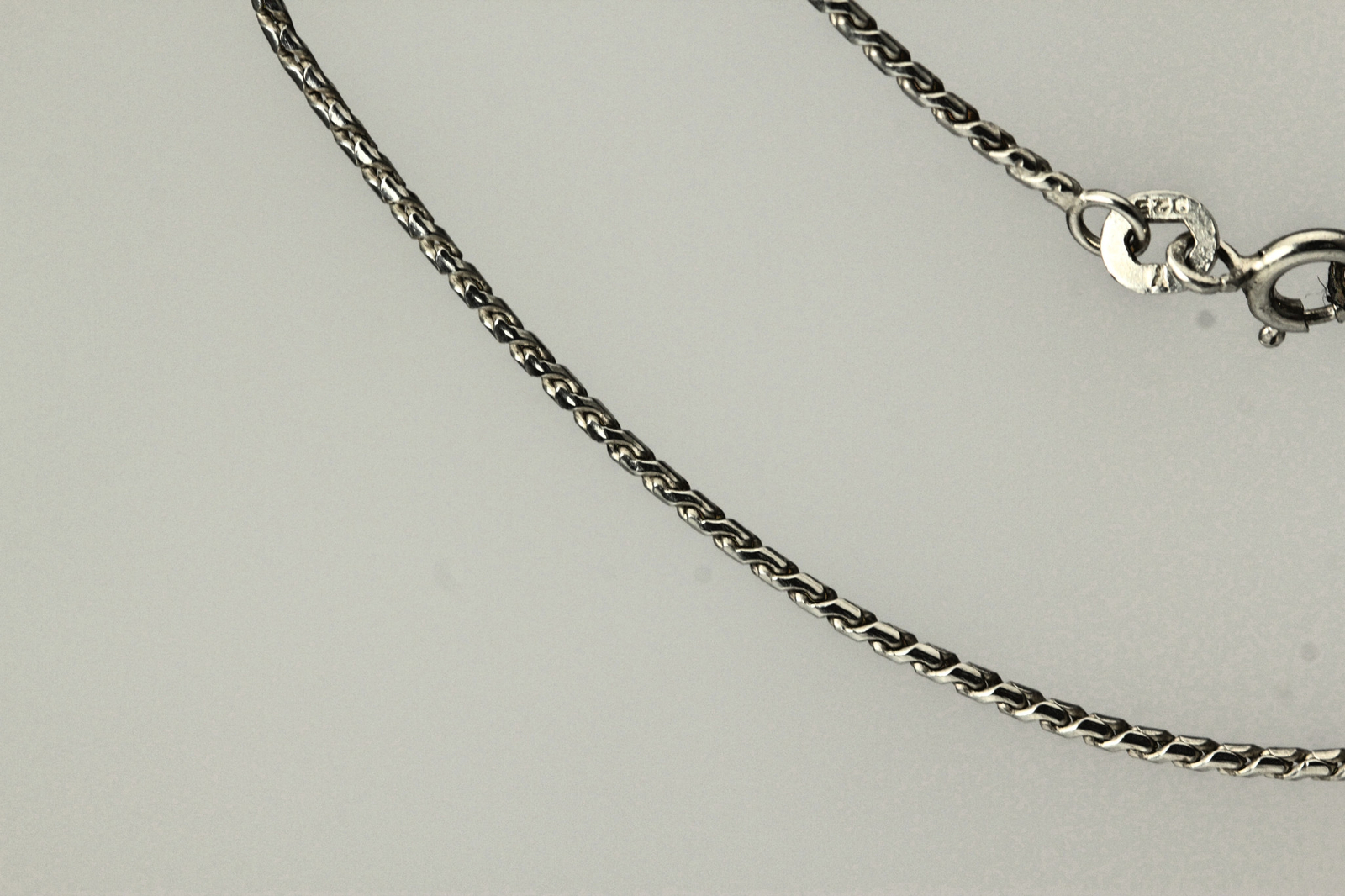 925 Sterling Silver 9″ Thin Bead Chain with Spring Ring Clasp 2.4grams (BR2942)