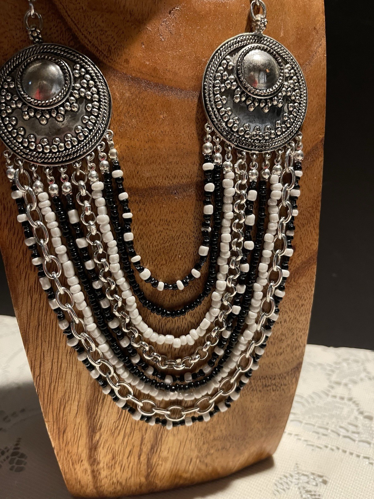 VTG Large Medallions Strand W / Multi Strand Beads Of Black White And Silver