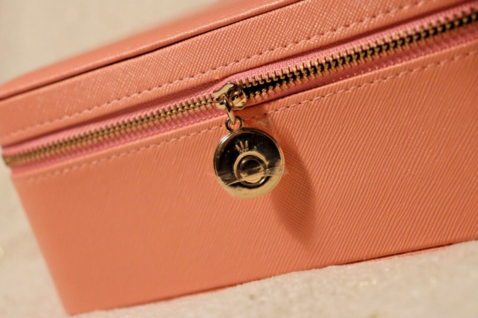 Pandora pink zippered jewelry travel case box organizer