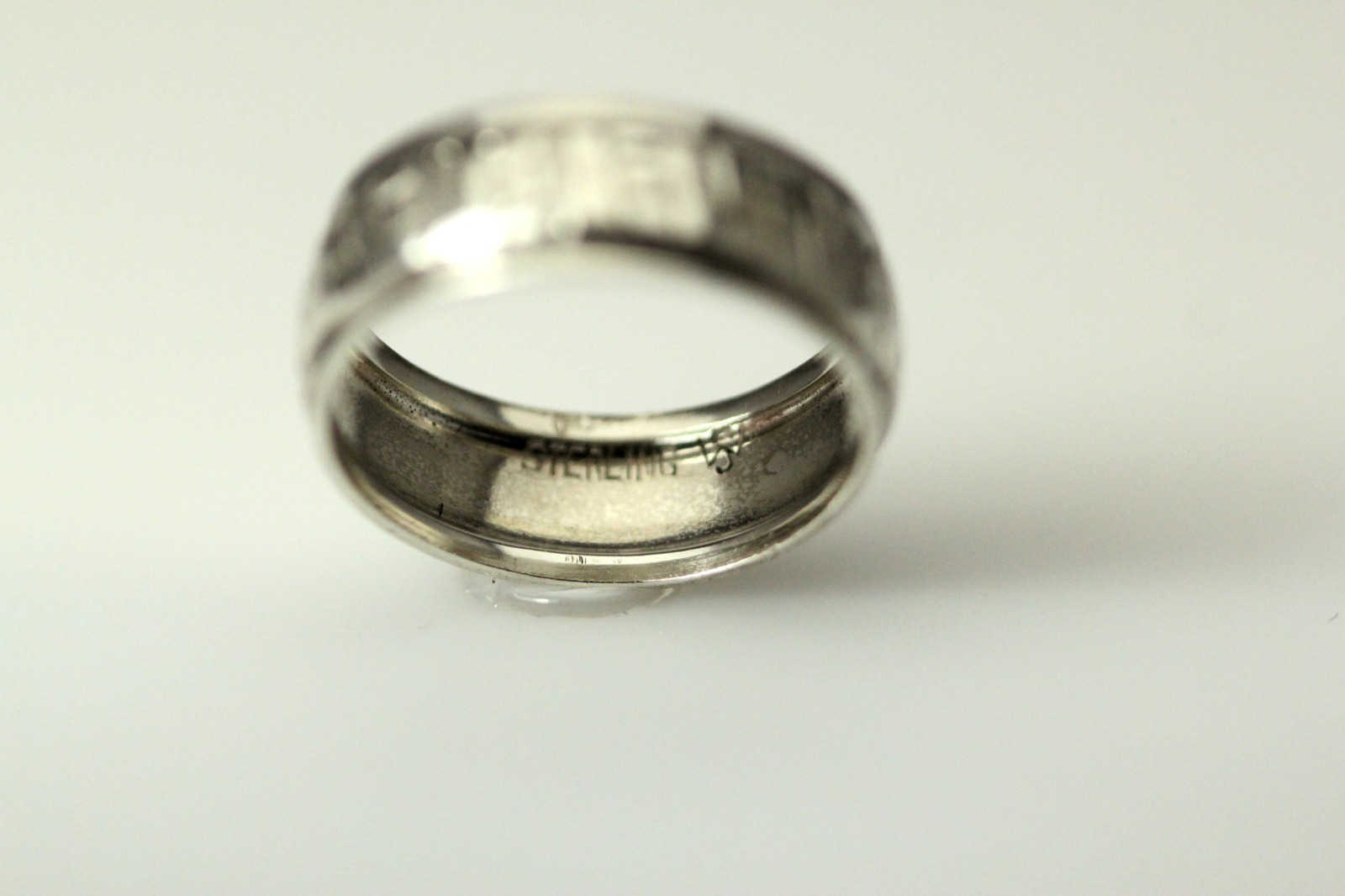 925 Sterling Silver Size 7.75 Patterned 7.3mm Concave Court Band Ring (RIN5256)