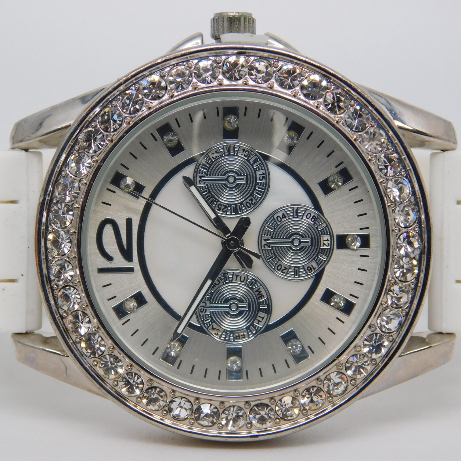 ACCUTIME WATCH CORP. JCR900C Quartz Analog Women’s Watch New Battery