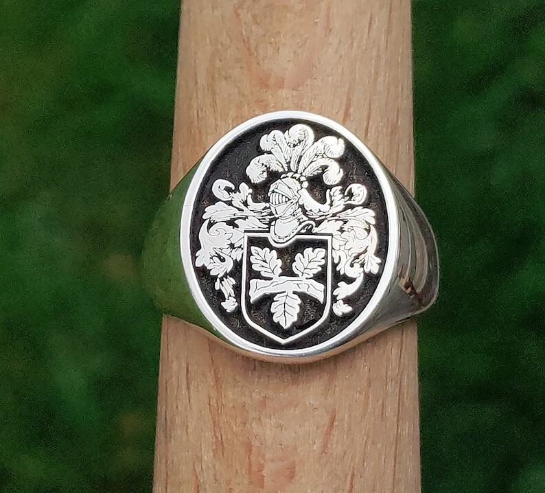 Custom Coat of Arms Ring for Men – Sterling Silver Family Crest Signet