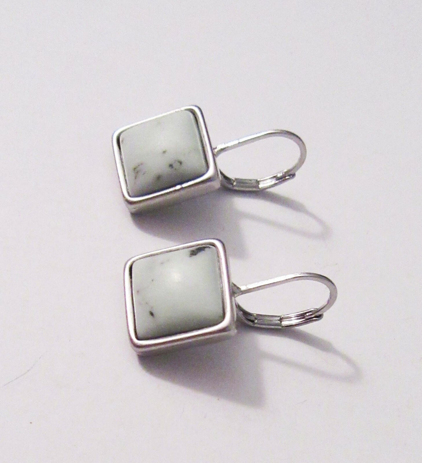 Thirty-One Jewelry Light Green Earrings in Silver
