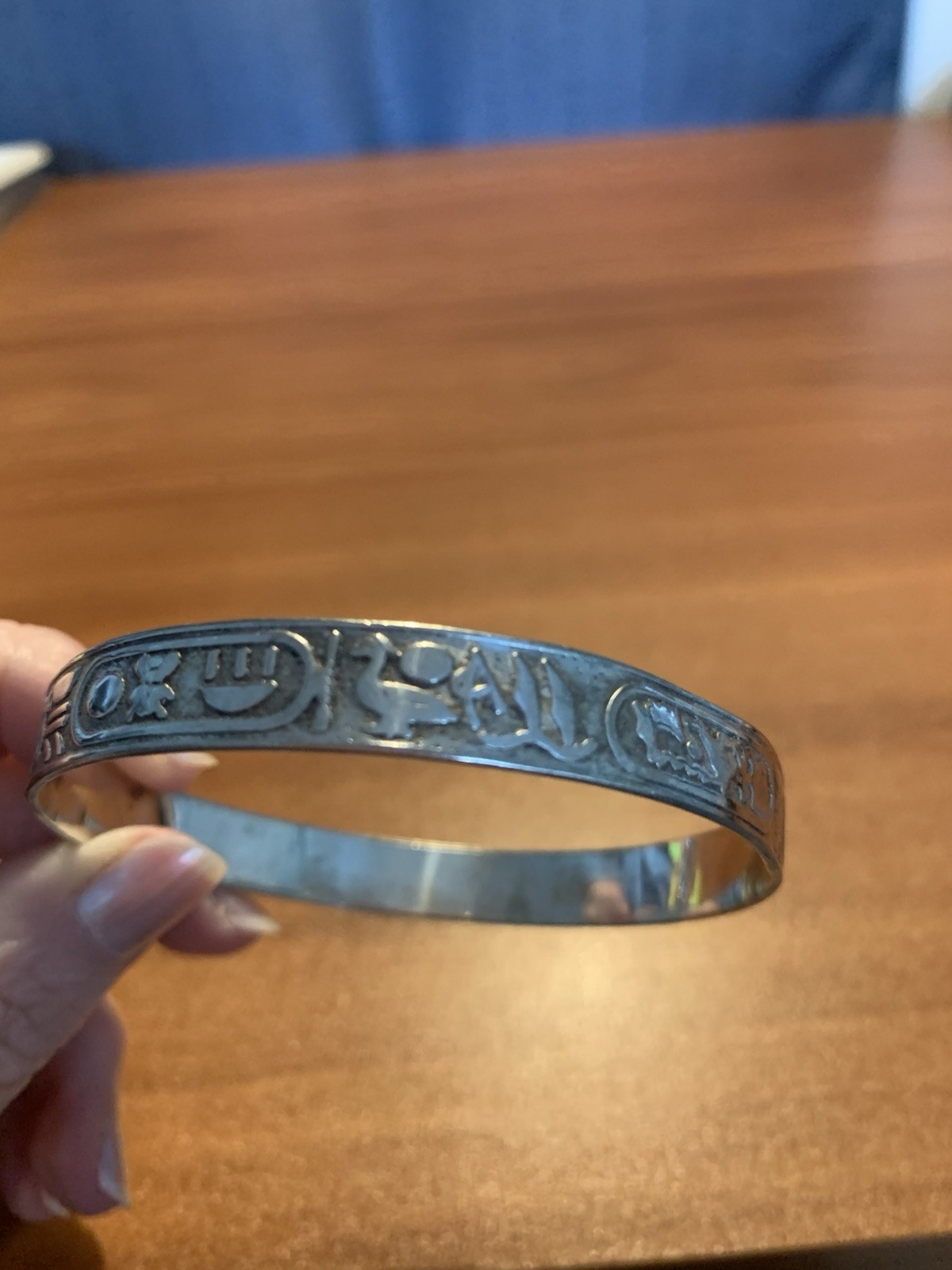 Sterling Silver 925 Egyptian Bangle Bracelet Taxco Mexico 18 Grams 2 3/4″ Diam.