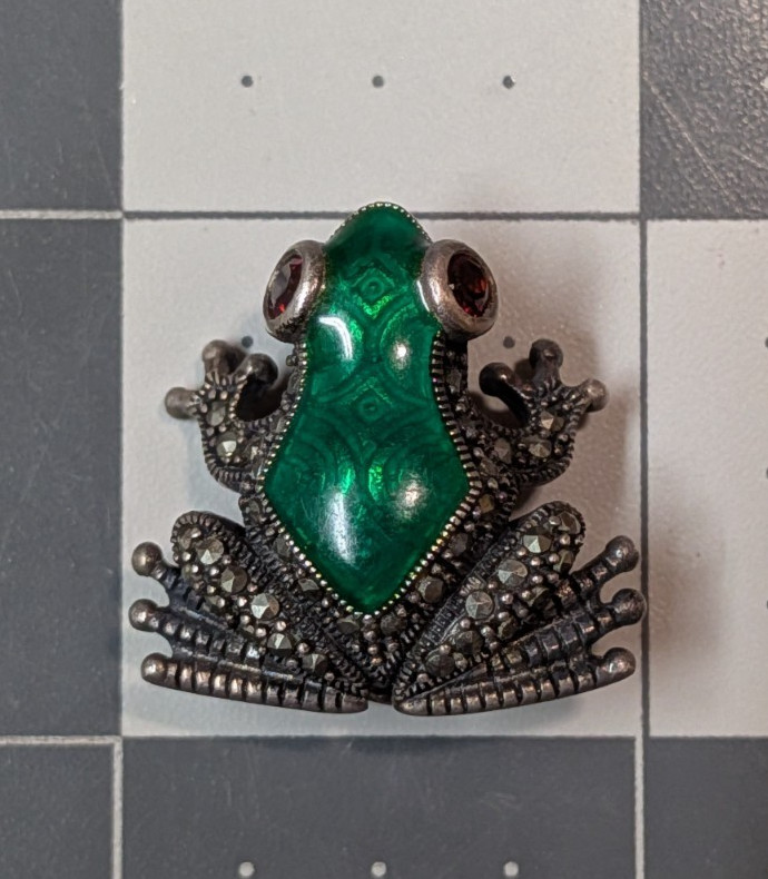 Sterling Silver 925 Green Enamel Marcasite Frog Brooch Orange Eyes Thailand