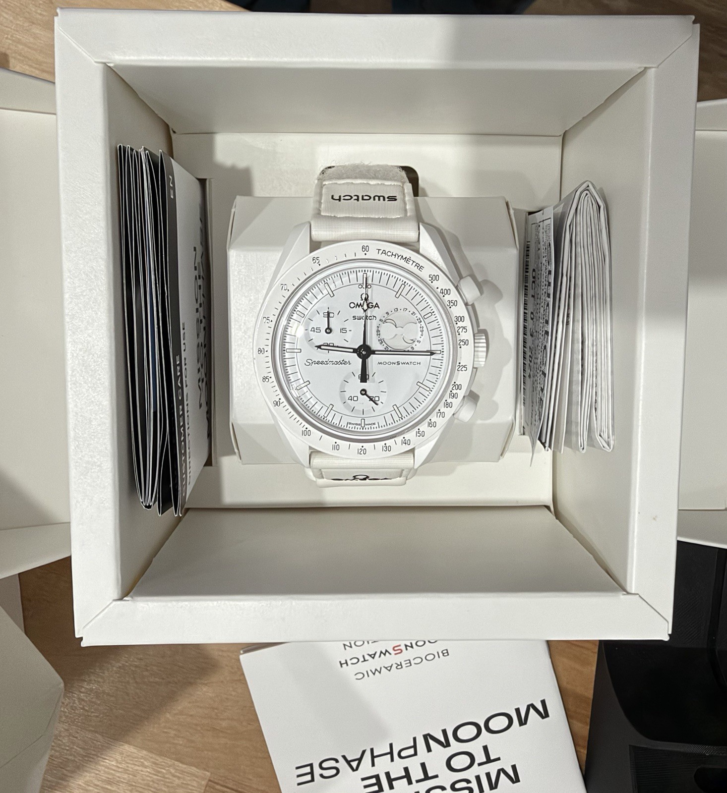 OMEGA x Swatch MoonSwatch Mission to the Moonphase Chronograph 42mm White Snoopy