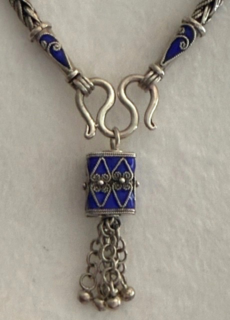 VTG U450 925 Sterling Silver Snake Chain Blue Red Green Enamel Pendant L 19″ 45g
