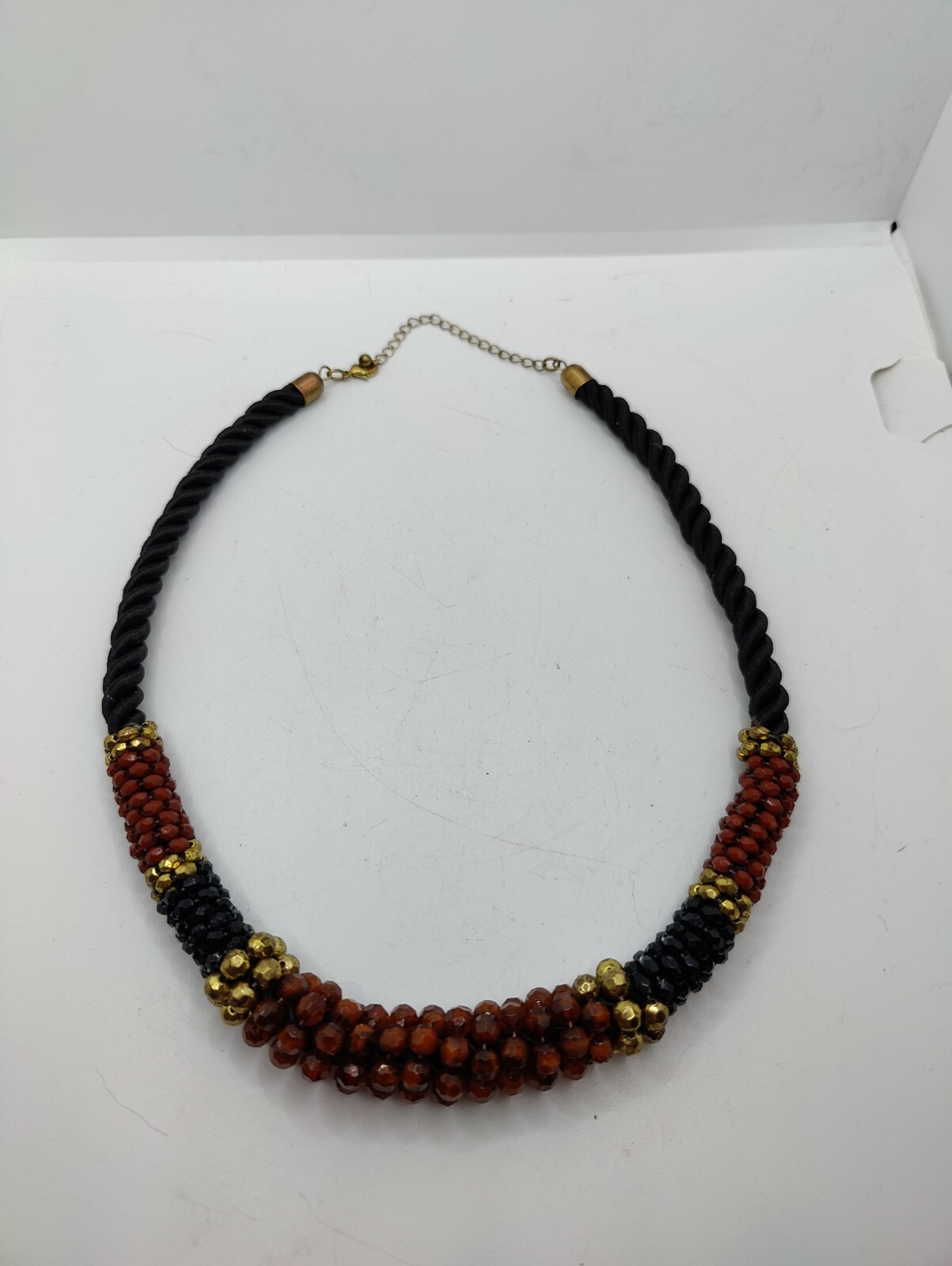 Beaded & Rope Necklace Brownish Red & Black. 10″. Z59
