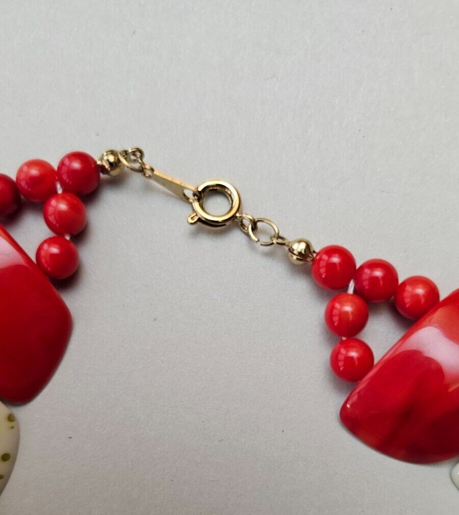 Vintage Red White Plastic Resin Choker Necklace 17″