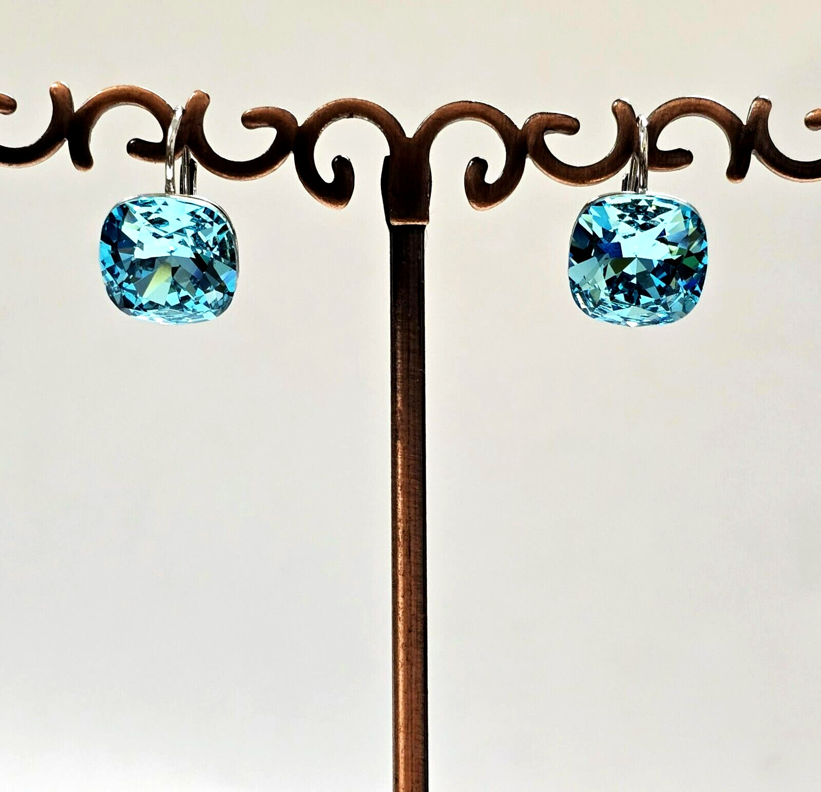NEW MAREA STERLING SILVER SQUARE SKY BLUE SWAROVSKI CRYSTAL DROP EARRINGS