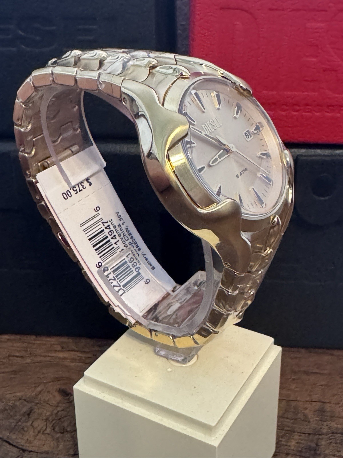 NEW Diesel Vert Metamorph Collection Gold Stainless Mens Watch DZ2186