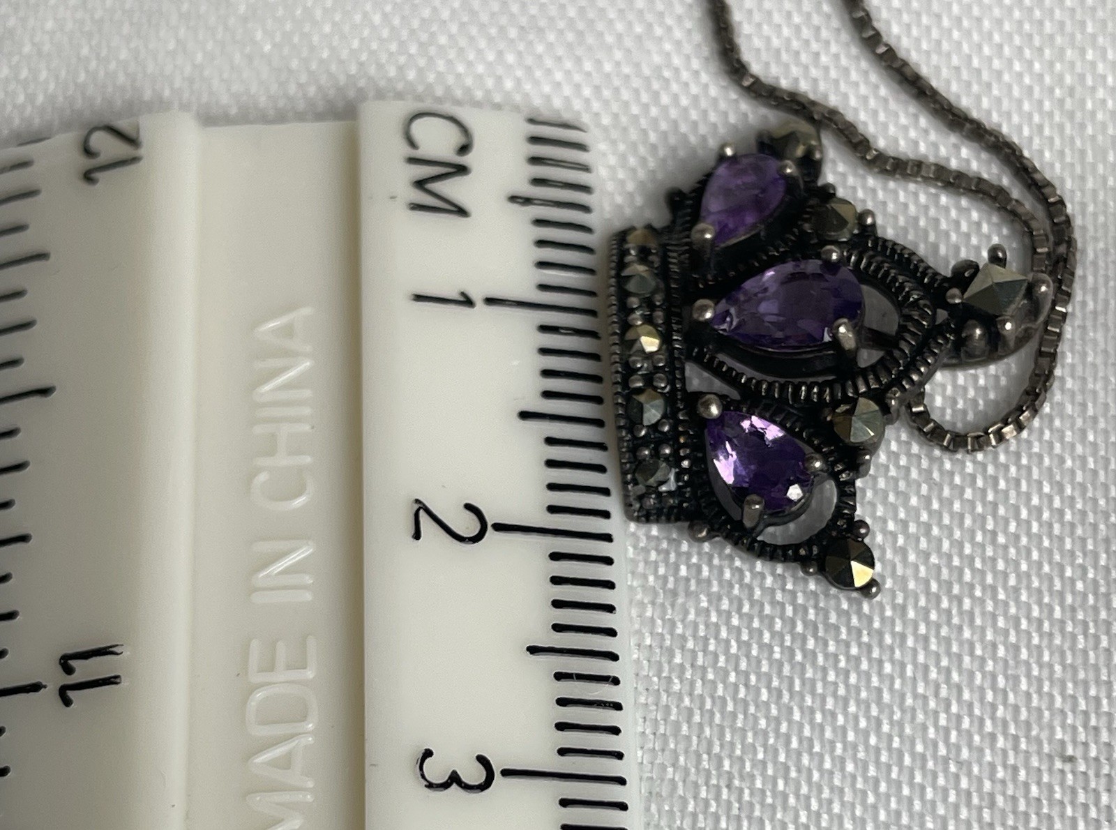 Vtg 925 Sterling Crown Pendant Necklace 3 Pear Shaped Amethyst Box Chain 7.83g