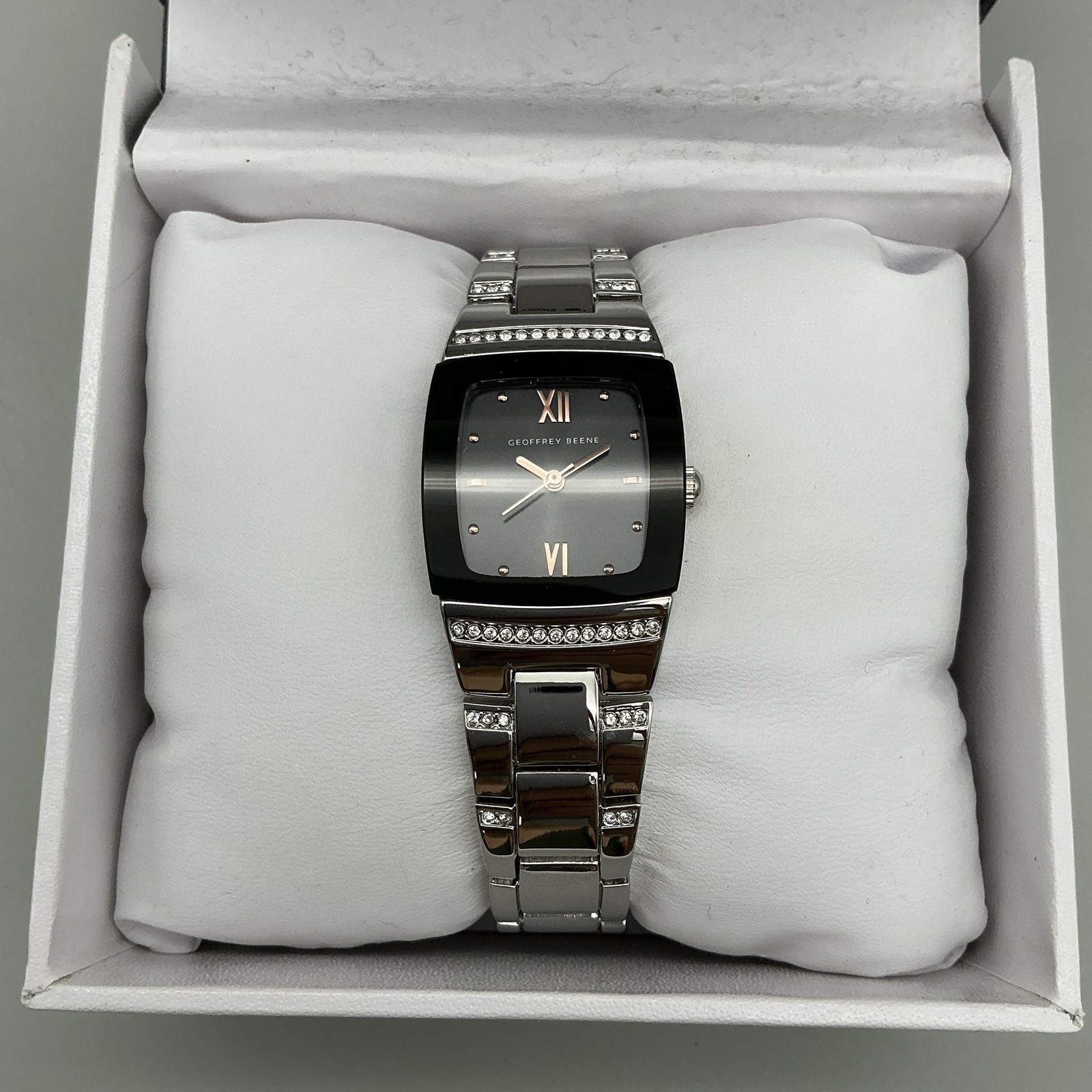 Geoffrey Beene Womens Watch 24mm Black Dial Crystal Bezel GL0004SL Silver Tone
