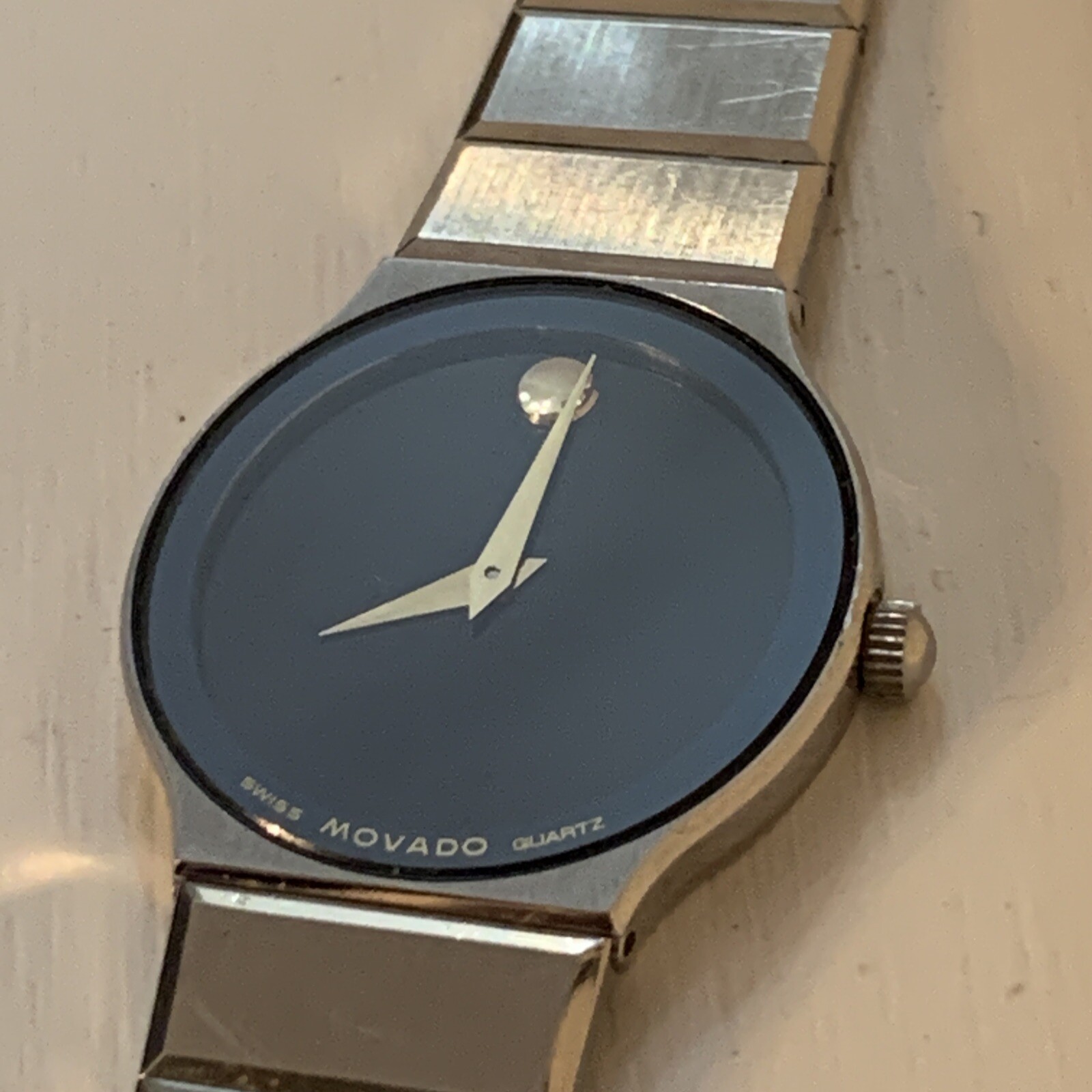 MOVADO MUSEUM WATCH 84-40-881 1341968 ULTRA THIN BLACK DIAL WTH BOX WORKING