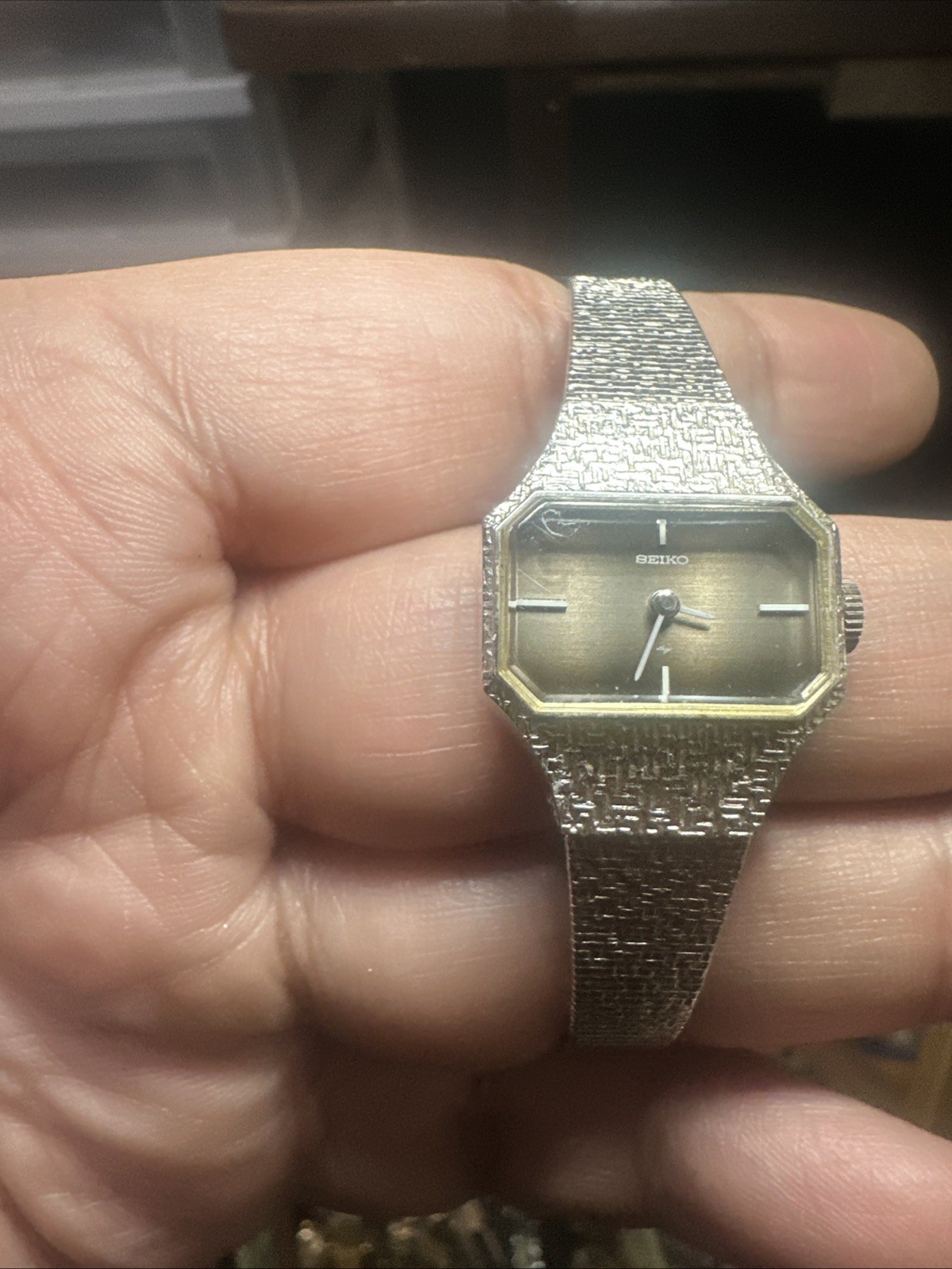 Working 1970s VTG Seiko Manual Wind Ladies Watch Silver/Black 21mm Fit 6in” Rare