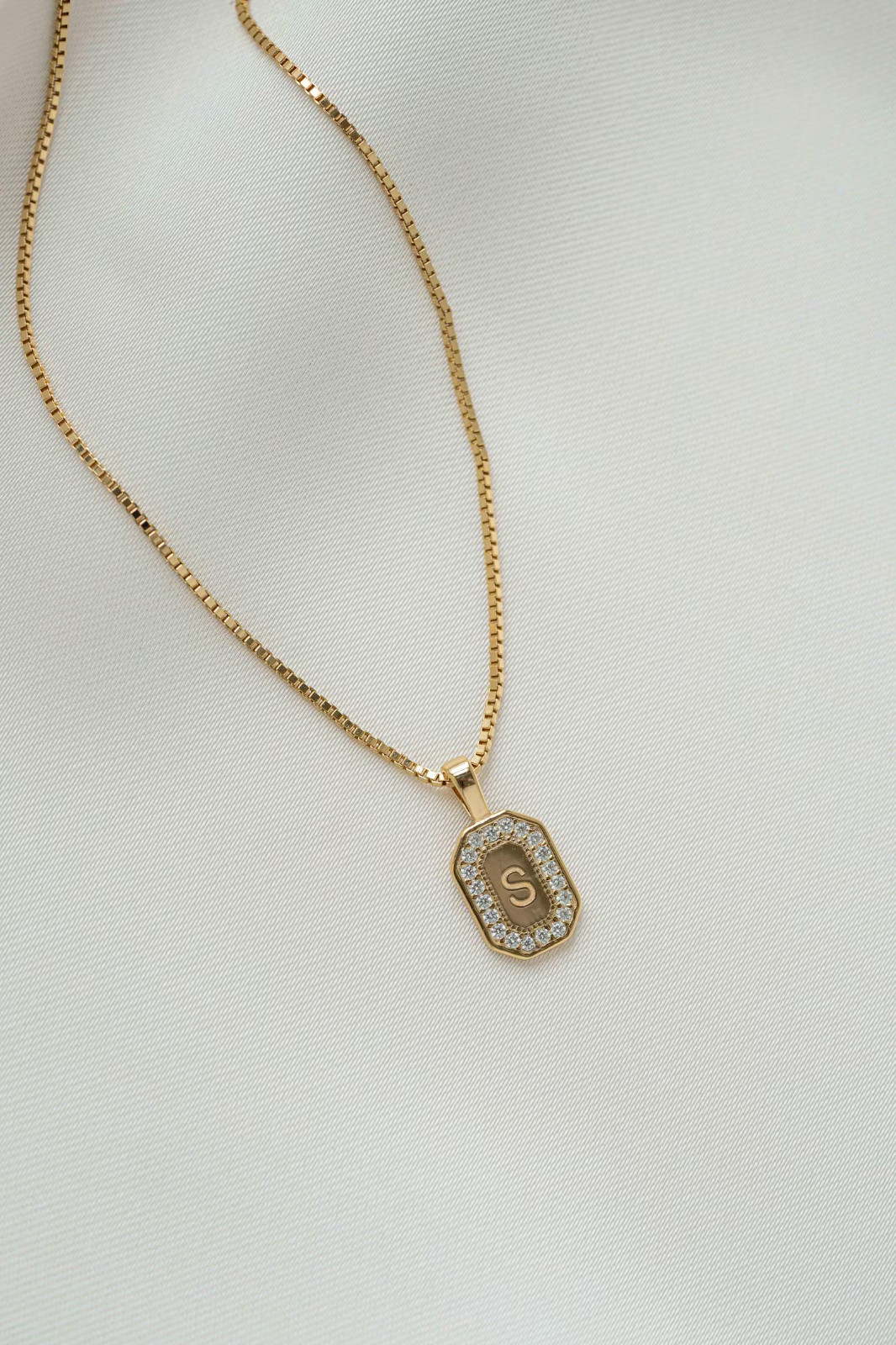 1.60 ct Round Cut Simulated Diamond Customized Pendant 14k Yellow Gold Plated