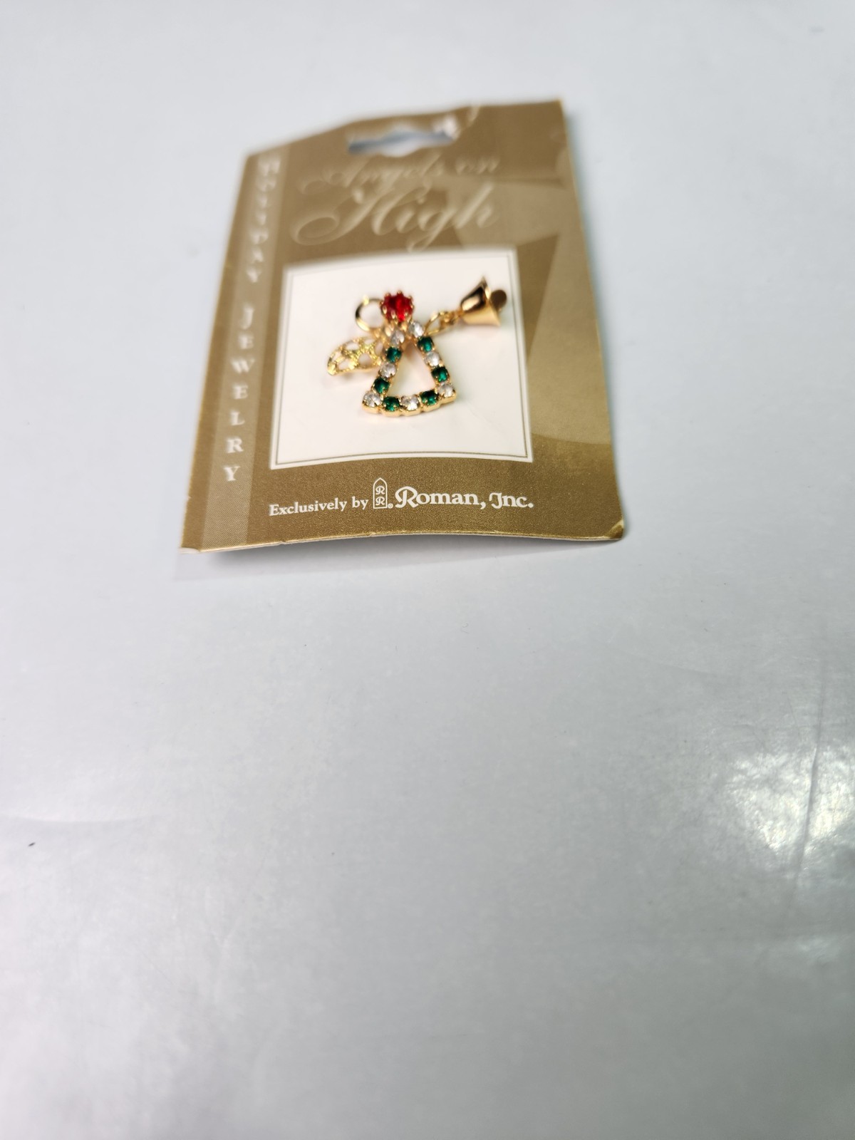 Christmas Pin Angels On High Roman Inc Gold Tone Green And Clear Crystals 2001