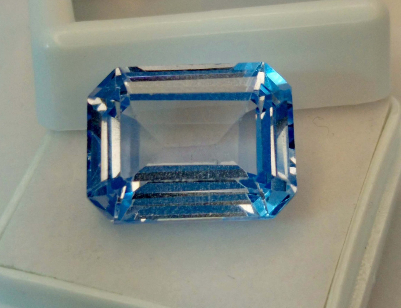 Blue Aquamarine Emerald Cut 15-17 Ct Natural Certified Loose Gemstone RK292