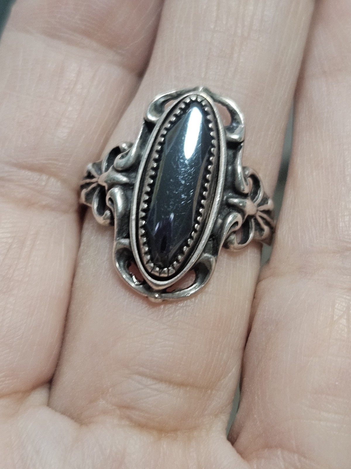 Wheeler MFG Old Pawn 925 Sterling Silver Vintage Hematite Ring Sz 9