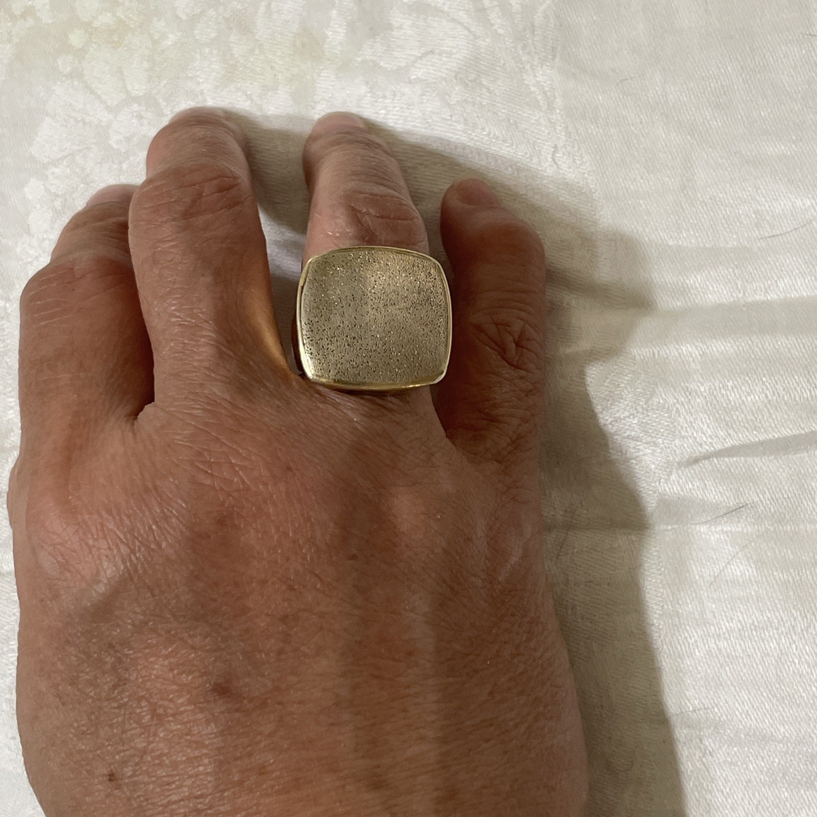 CHARLES GARNIER Collection Bold Goldtone Cushion Ring 925 PERU 18k Pld. Check Px