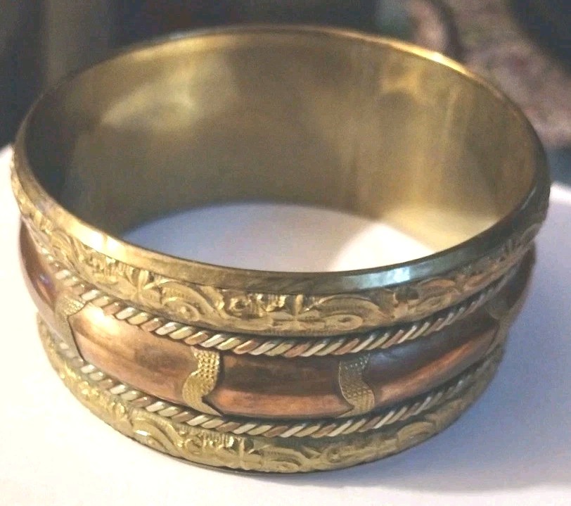 Vtg. Copper/Brass/Silver Bangle 2 1/8 In Wide, 2 1/2 In Diameter