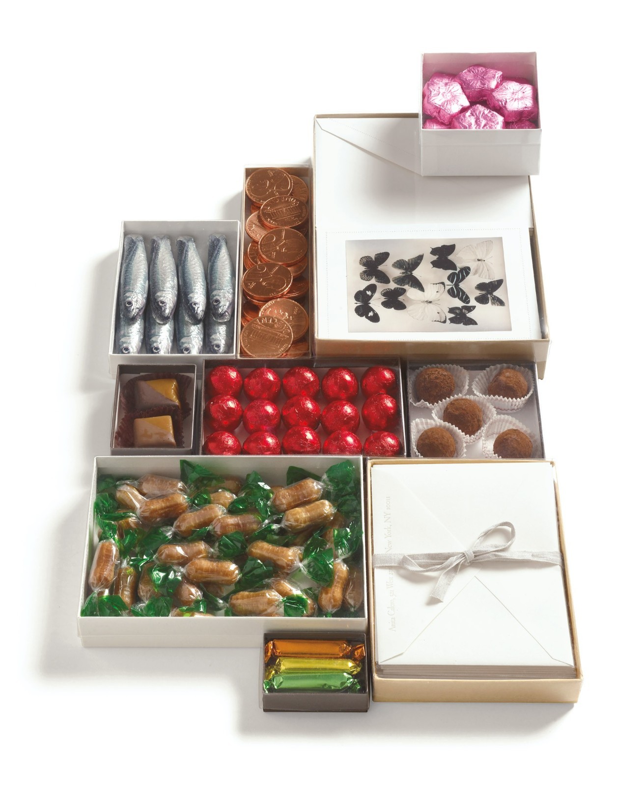 White Swirl with Clear Top Cotton Filled Jewelry Boxes