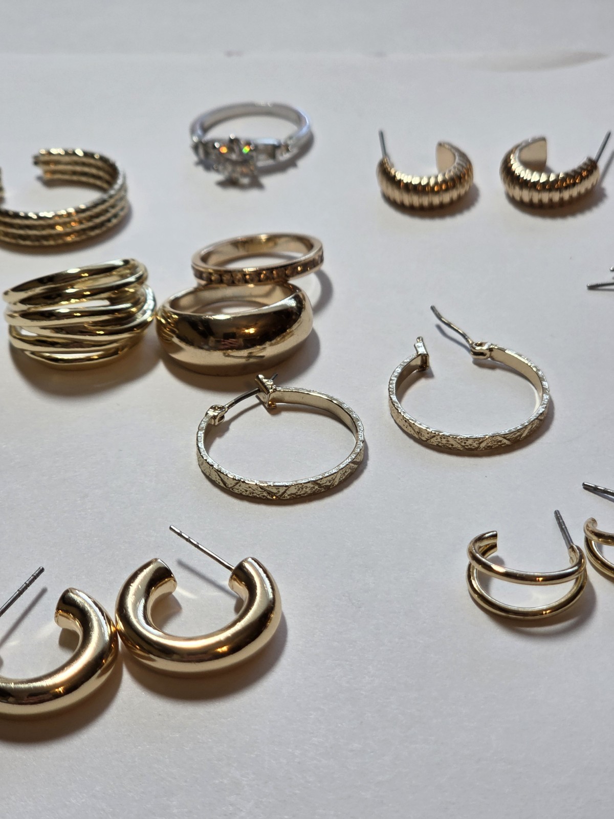 Gold Costume Jewlery Lot Earrings Rings