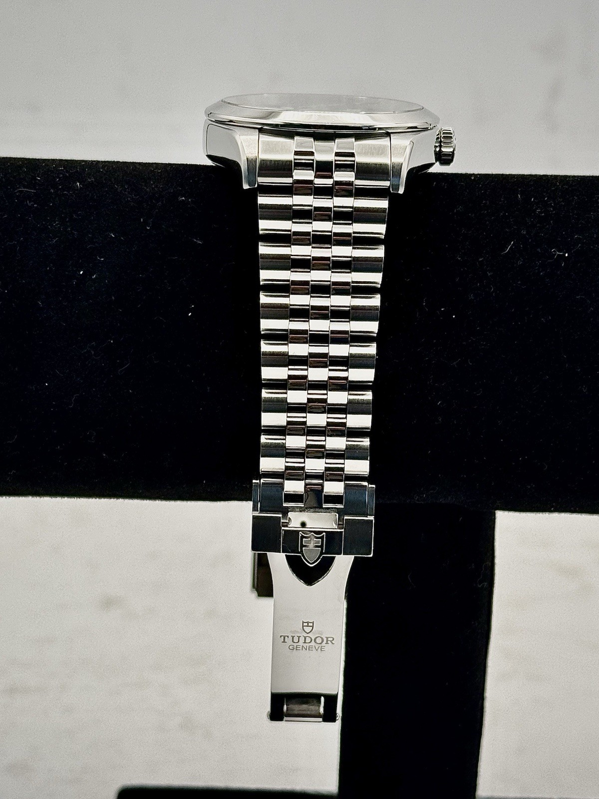 Tudor Black Bay One 36mm – Blue Dial – 79640 – Complete Box & Papers