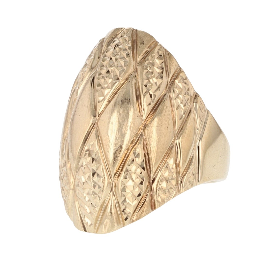 23.6mm Textured Quilted Pattern Dome Ring 10k Yellow Gold 4.40 Grams Size 5
