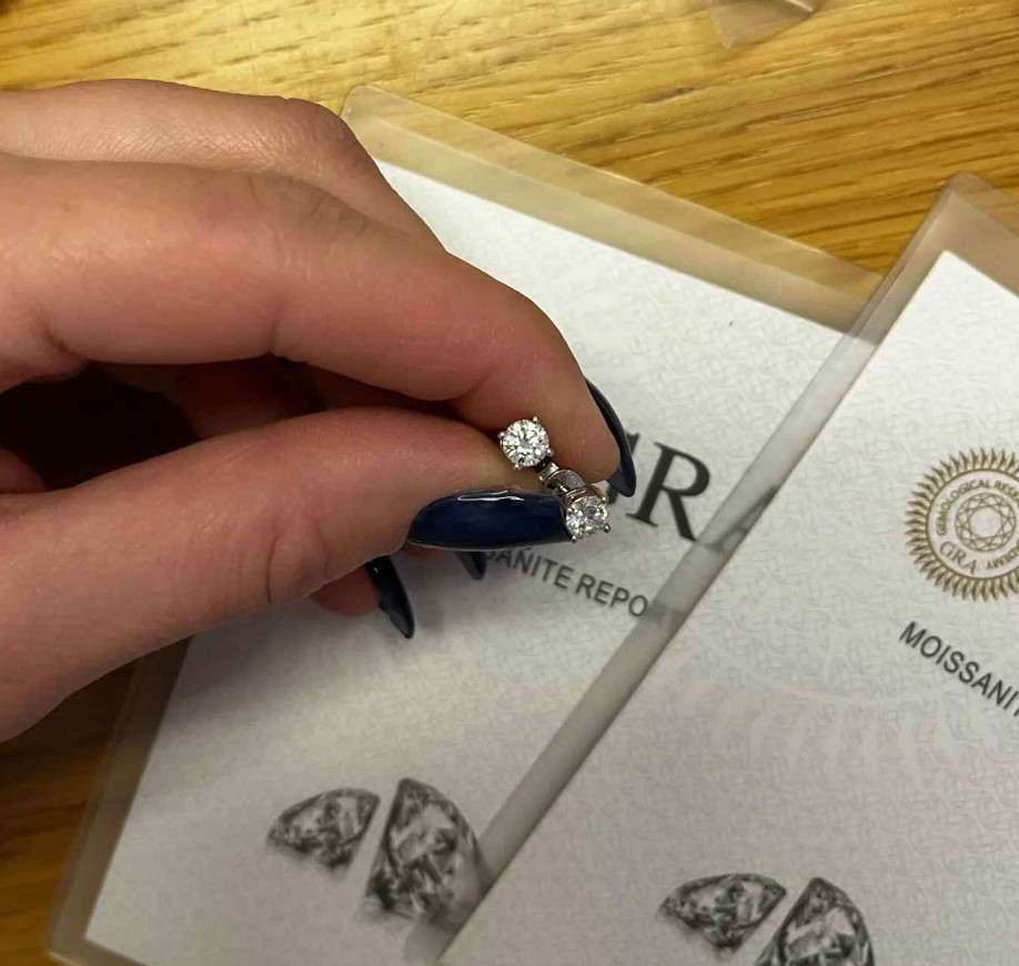 Real 0.1-3CT GRA Test Passed Moissanite Stud Earrings for Women Men S925 Silver
